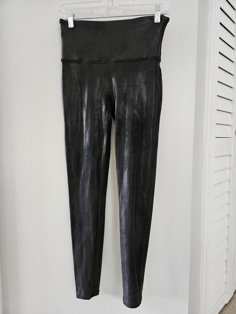 SPANX | High-Rise Black Shiny Leggings